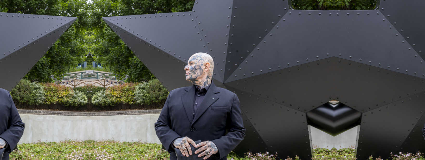 Un mémorial LGBTQIA+ signé Jean-Luc Verna inauguré à Paris