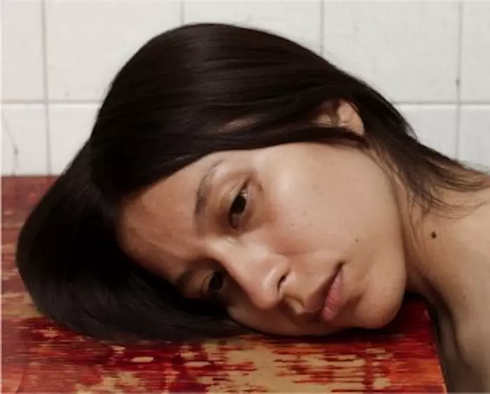 media_fichier_bodies_grecia.evangelina.thom.s.house