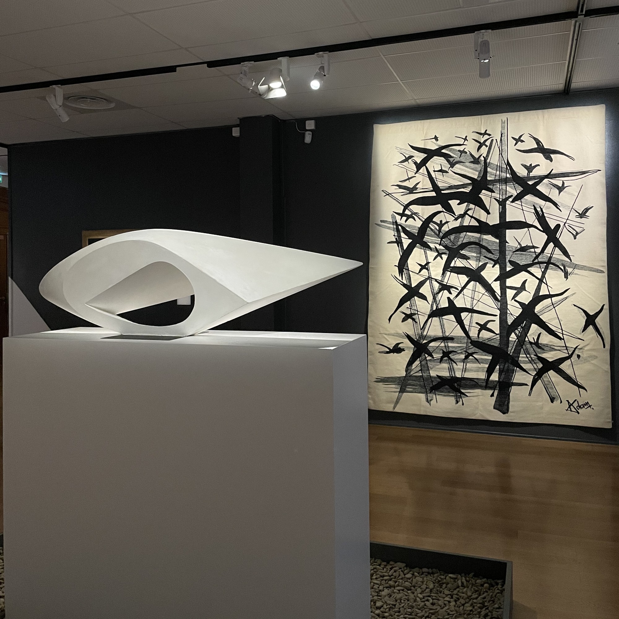 Vue de l’exposition “Henri-Georges Adam – Un Moderne Révélé” au Musée Paul-Dupuy, Toulouse.