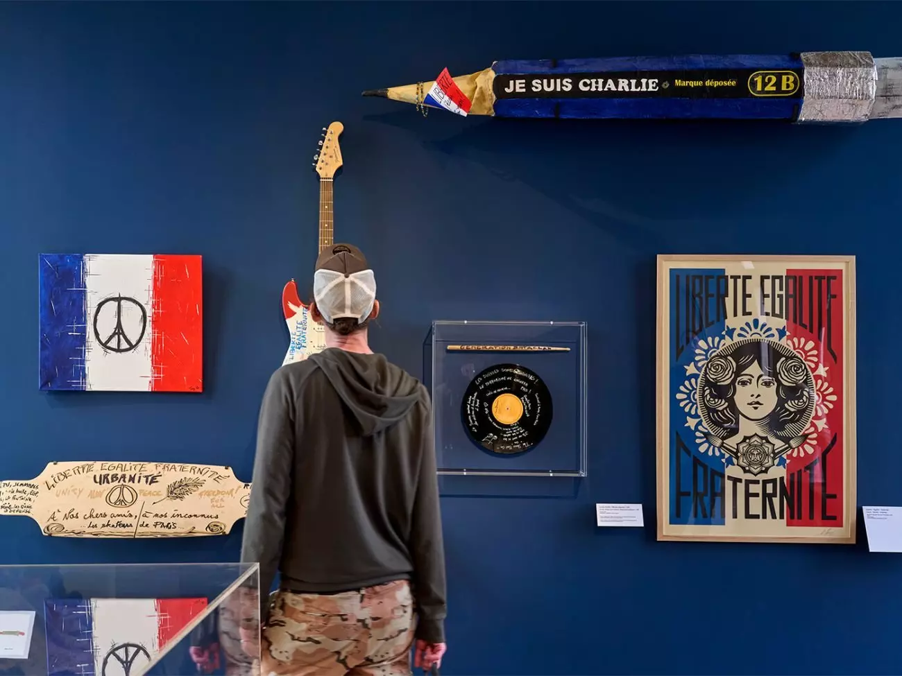 Exposition hommage aux victimes des attentats de Paris - musée Carnavalet 