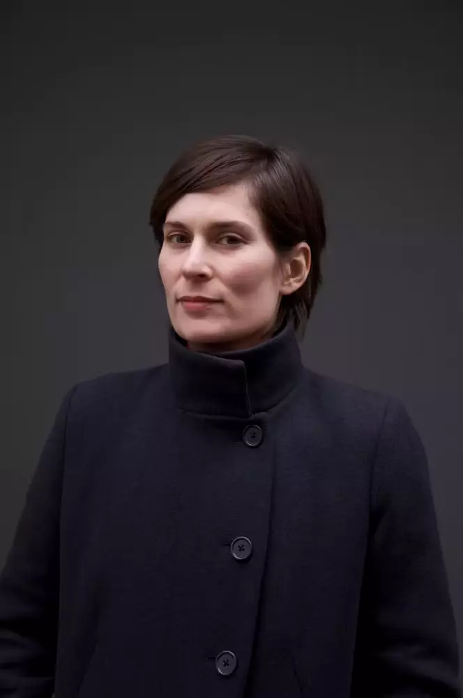 9aa4008_upload-1-ausvmiyamaff-julie1