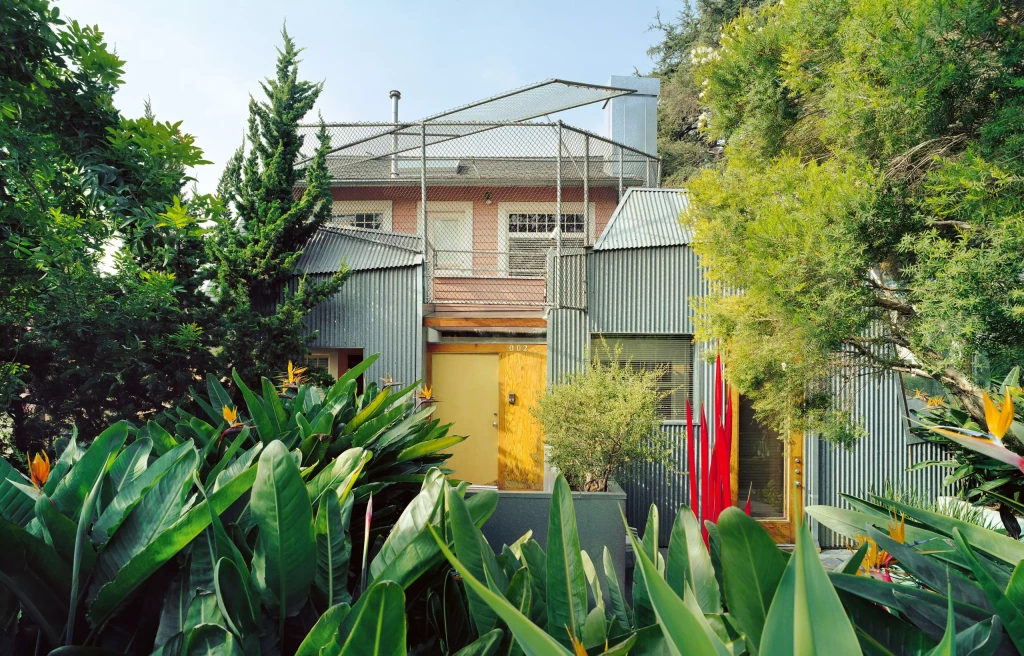 gehry-house_tim-hursley_91206cm-scaled