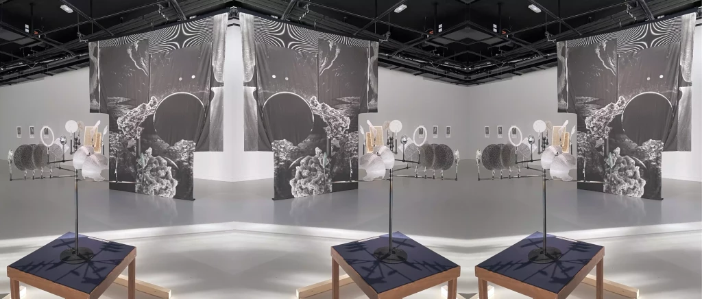 Imaginaire spatial - Amélie Bouvier explore le cosmos au Pavillon Blanc près de Toulouse