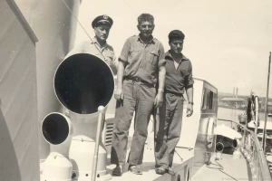 MND_Equipage-du-patrouilleur-DF2-Maurice-Petsche_©Francis-Roche