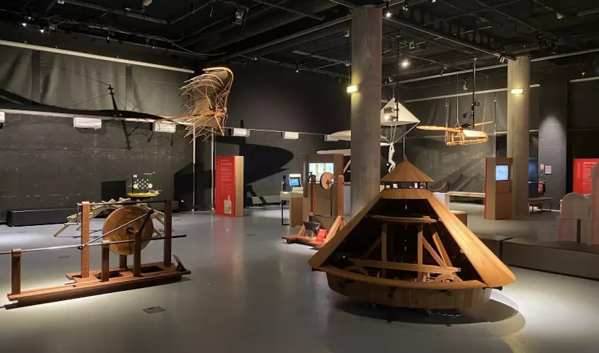 vinci_14_tank_oui_oui