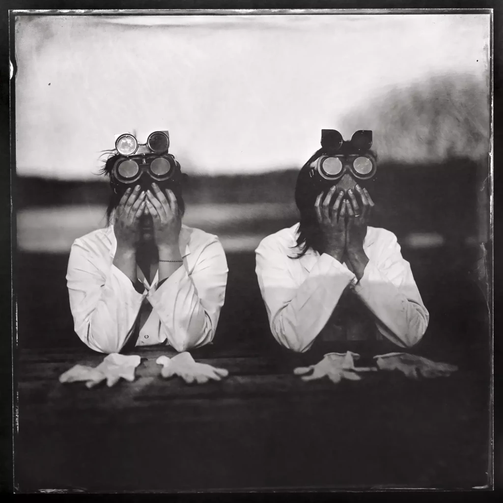 arino-necromanciennes-web-1024x1024